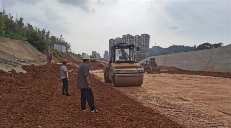 战高温 保质量：陆水水库除险加固工程监理一线纪实